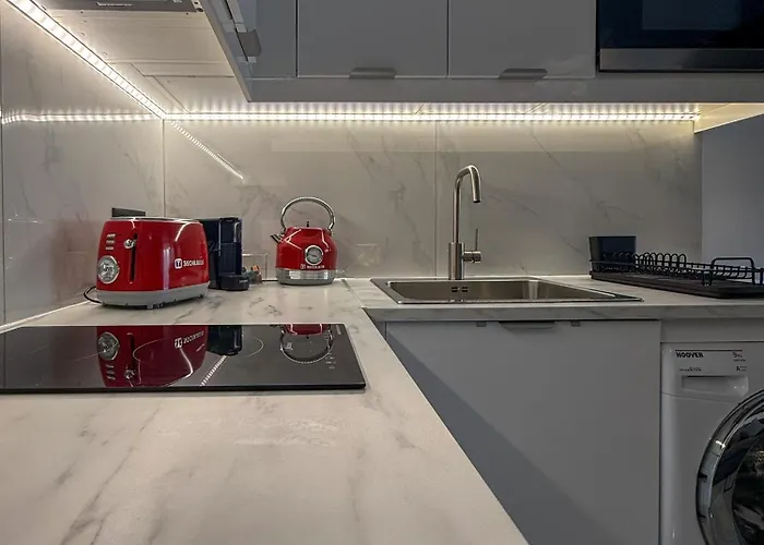 Rhodes Haven * Rhodes City